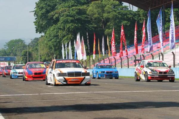 Balapan Indonesia Sentul Series of Motorsport (ISSOM) Sirkuit Sentul
