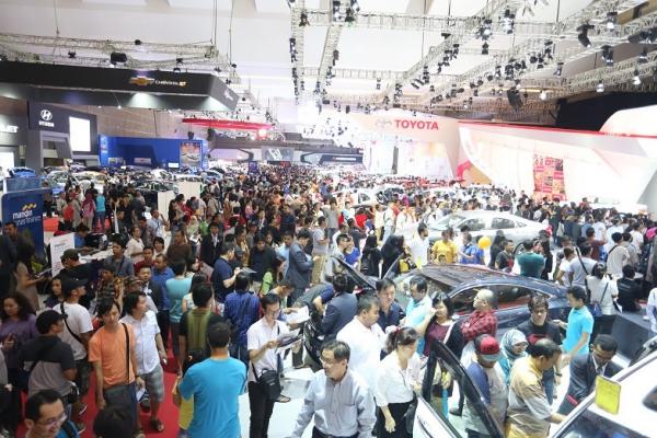 Tidak hanya penjualan mobil baru, tetapi unsur karnival akan hadir di IIMS 2017. (foto : dyandra p)