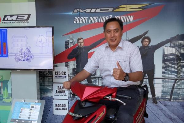 M Abidin, segmen low price yang diwakili motor bebek yang terus dilakukan inovasi masih menjadi salah satu andalan penjualan Yamaha. (foto : bubsan)