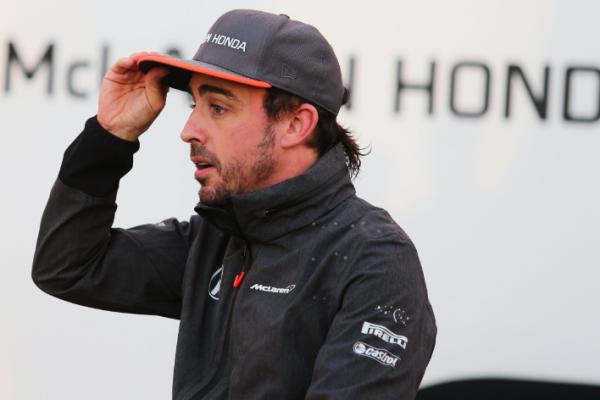Pebalap McLaren F1, Fernando Alonso kritik performa mesin Honda - (ist)