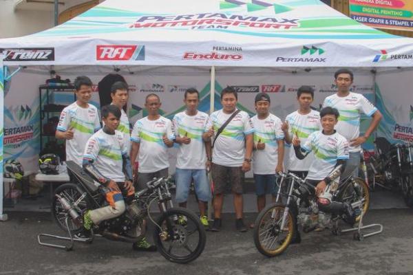 Dragster Alfan Cebong Borong 5 Trophy di Tulungagung
