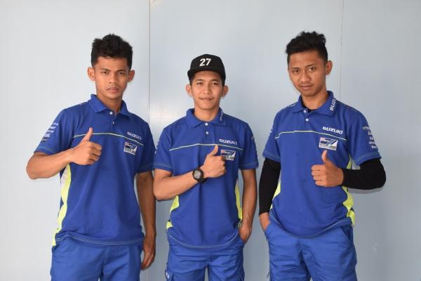 Trio pebalap Suzuki yang siap tampil maksimal di sirkuit Chang International, Thailand. (foto : SIS)