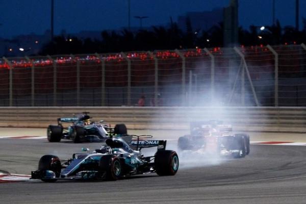 Ketahuan ternyata Bottas diminta untuk mengalah dari Hamilton pada F1 Bahrain 2017. (foto : F1)