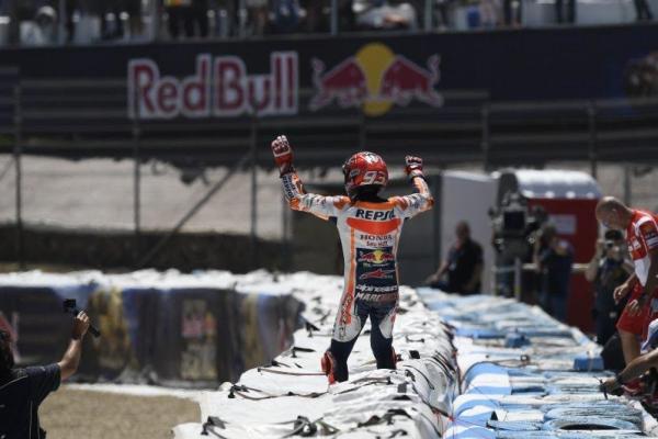 MotoGP Jerez 2017 : Marquez Kalah atau Mengalah?