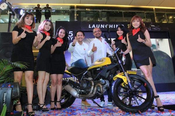 Ducati melakukan launching produk terbarunya di kota Surabaya. (foto : dct)