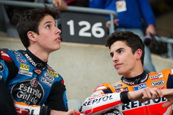 Marc (kanan) dan Aex Marquez sang adik, naik kasta ke MotoGP. (foto : Honda)