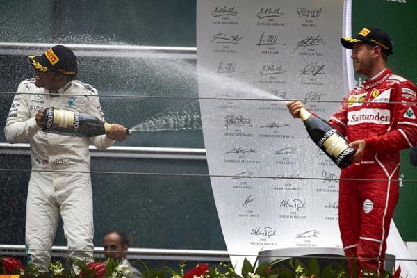 Hamilton dan Vettel, persaingan berlanjut di seri Austria akhir pekan ini.