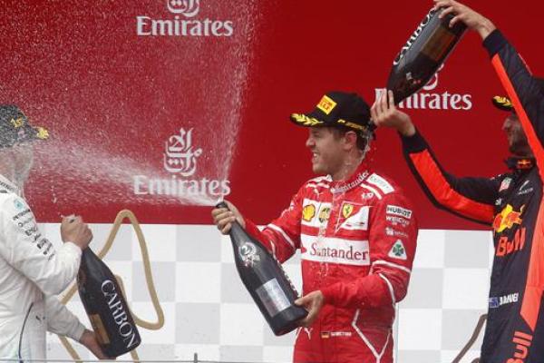 Vettel berselebrasi di podium GP Austria bersama Bottas dan Ricciardo (ist)