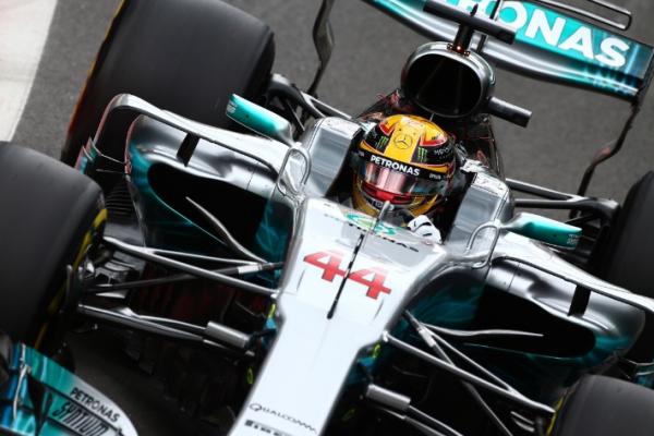 Lewis Hamilton pole position di Silverstone, Inggris (ist)
