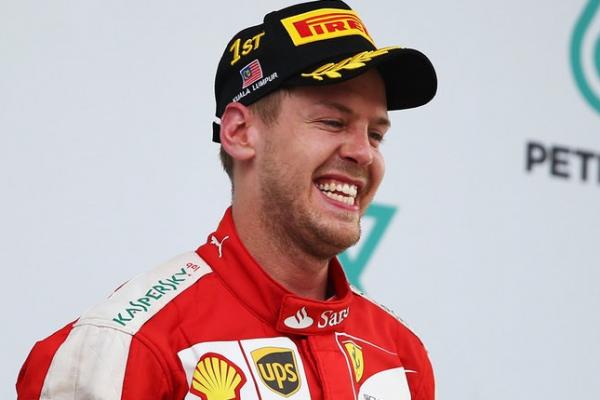 Sebastian Vettel akan berjuang mempertahankan posisi puncaknya