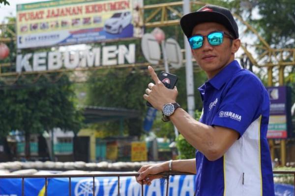 Pebalap Yamaha Indonesia, Wahyu Aji Trilaksana berikan coaching clinic untuk peserta YCR 2017
