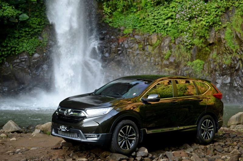 Honda All New CR-V, jadi salah satu andalan penjualan merek Honda di kelasnya. (foto : HPM)
