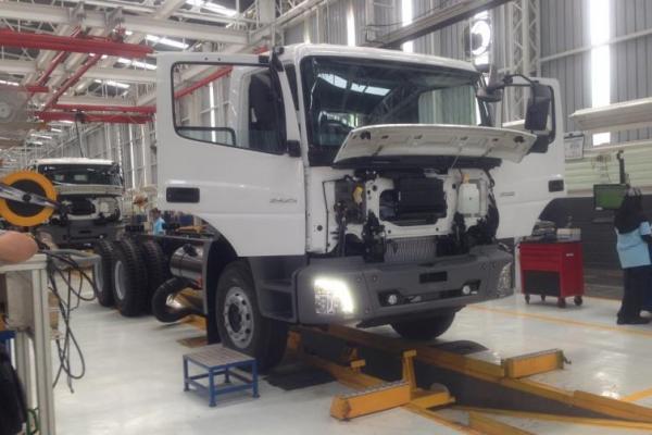 Hanya 48 Karyawan, Pabrik Mercedes Benz di Wanaherang Produksi 7 Unit Truk Sehari
