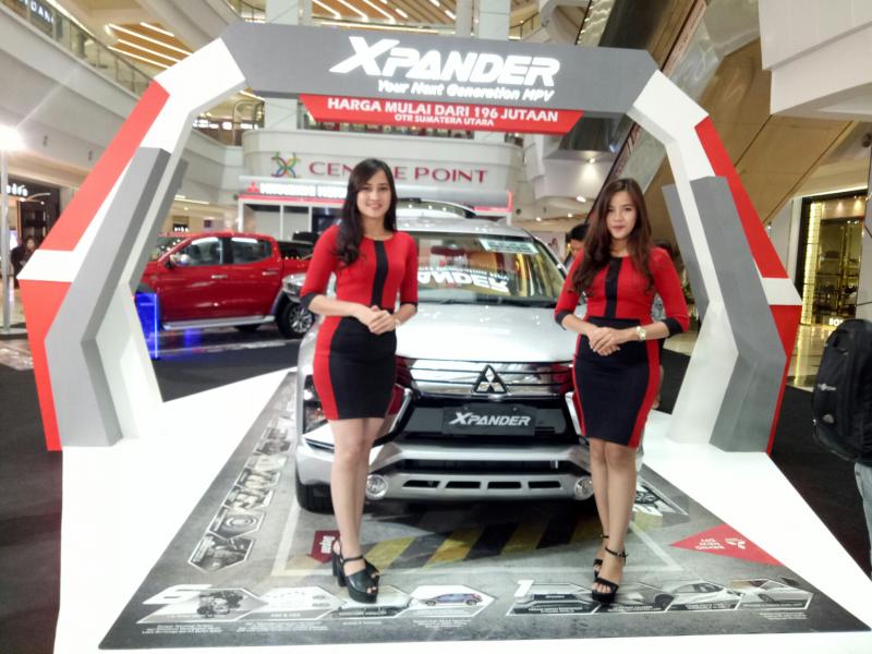 Selera warna Mitsubishi Xpander konsumen Sumatera Utara sama dengan Jakarta. (Foto : budi santen) 