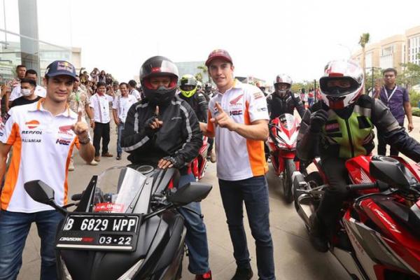Dani Pedrosa dan Marc Marquez tiba di tanah air dan ikuti program kampanye safety riding AHM (ist)