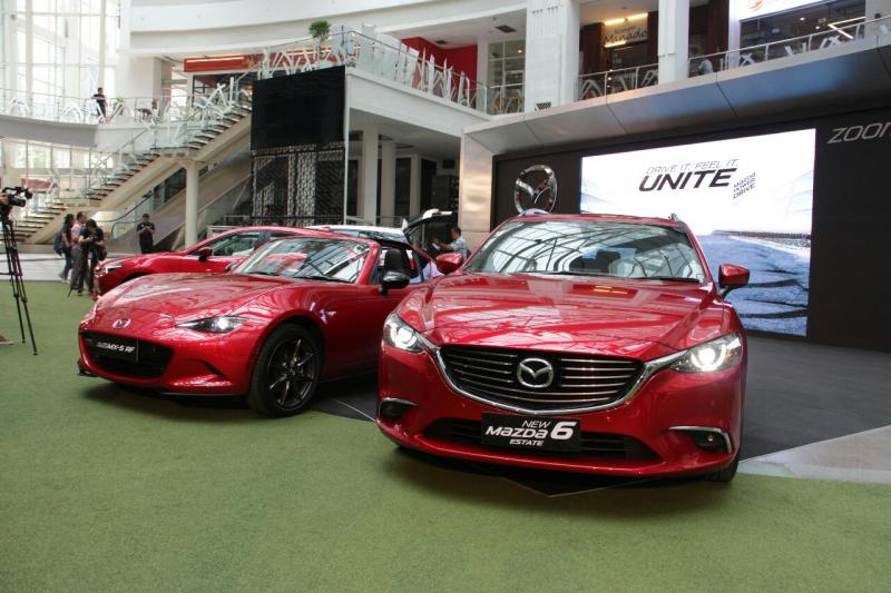 Seluruh line up terbaru Mazda dipamerkan di Epicentrum Kuningan. (Foto : Ria Afriliani)