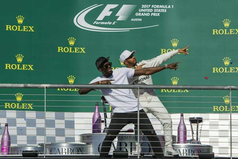 Lewis Hamilton selangkah lagi juara nasional. (foto : f1)