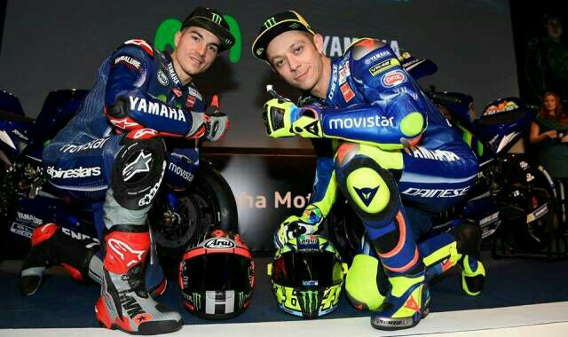 Valentino Rossi dan Maverick Vinales belum beres dengan program M1 2018. (foto : Yamaha)