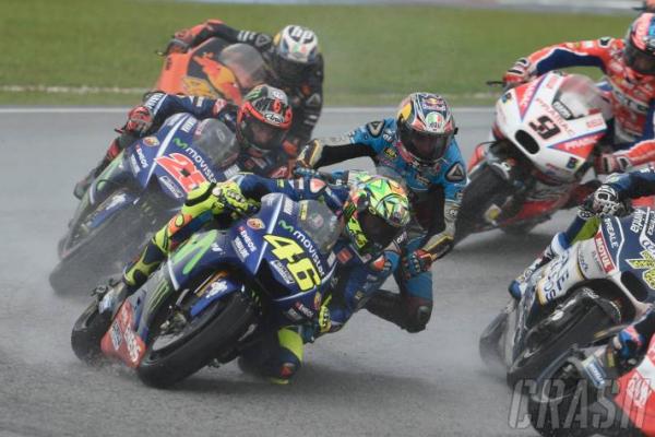 Rossi frustasi dengan performa Yamaha di lintasan basah (ist)
