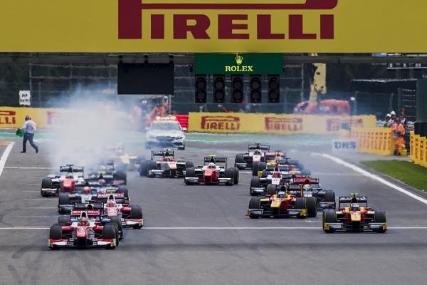 Grand Prix Formula 2, balapan yang satu level di bawah Formula 1 (ist) 