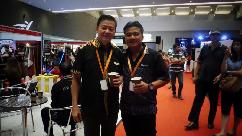 Irwan Kusuma dan pengurus PAHAMI. (foto : ria a)