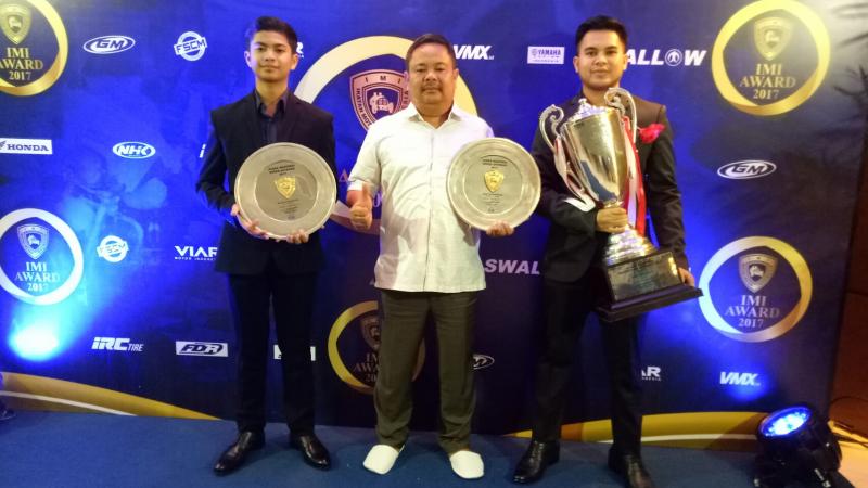 Dua putranya Raih IMI Awards 2017, Bahagianya H. Johansyah Sang Ayah