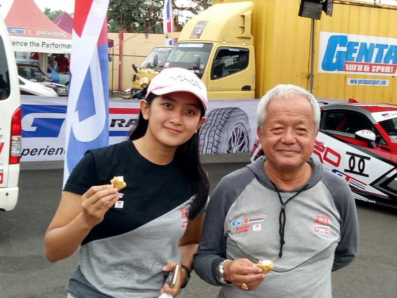 Alinka dan Memet Jumhana, komitmen Toyota Team Indonesia berprestasi di ajang motorsport. (foto : budsan)