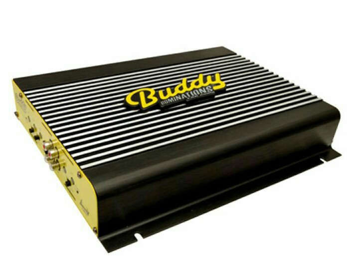 Power Monoblock Buddy BUD D500 4 channel.  (foto : yacob)
