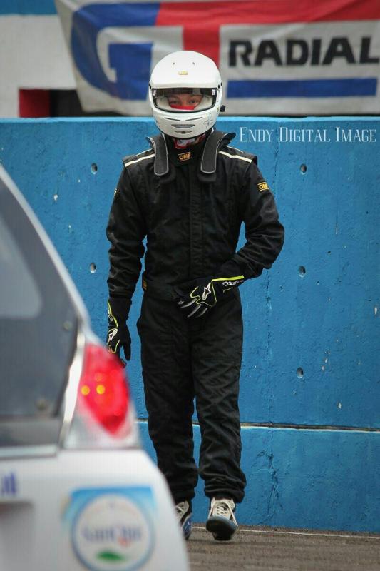 M Arief Hidayat, salah satu bibit unggul pembalap mobil Indonesia. (foto: ist)