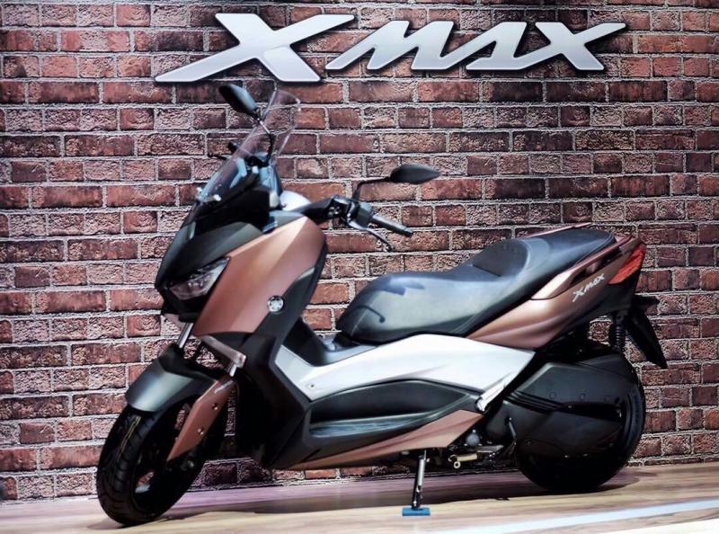 Yamaha XMAX warna ini menjadi primadona konsumen. (foto : Yamaha)