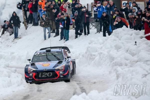 WRC Swedia: Hingga SS11, Thierry Neuville Memimpin