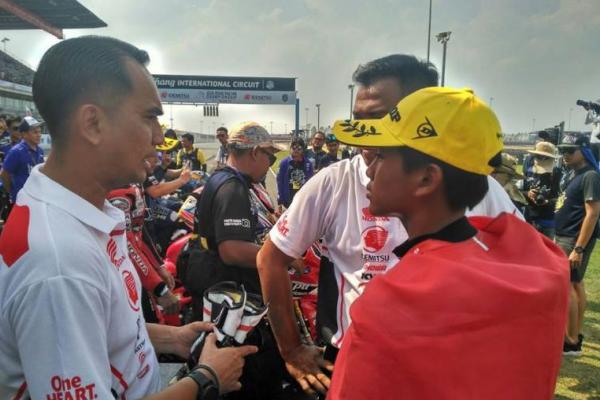 Seri 1 ARRC 2018: Duo Rider AHRT Naik Podium di Race 1 AP250