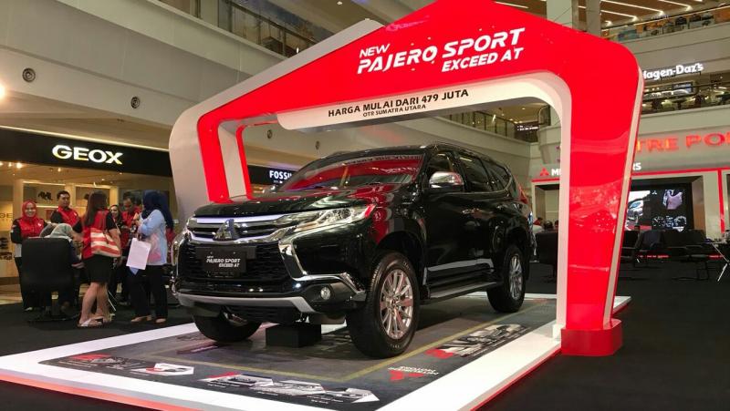 Mitsubishi Pajero Sport Exceed salah satu produk yang mejeng di Medan. (foto : ist)