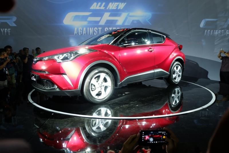 Toyota All New C-HR dibanderol Rp 490 juta (foto: adri)