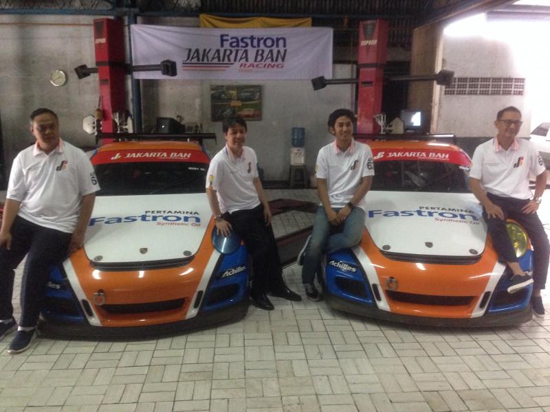 Skuad Jakarta Ban Racing Team go internasional di musim kompetisi 2018