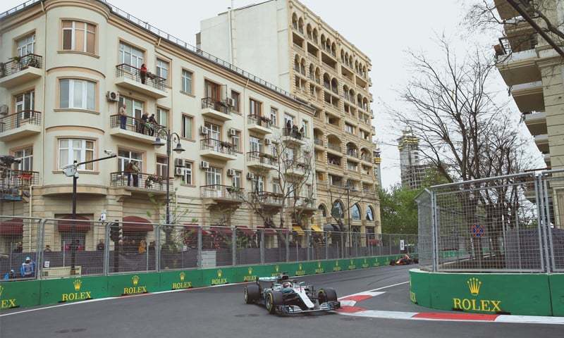 Lewis Hamilton menang di Grand Prix Azerbaijan, Sirkuit Baku