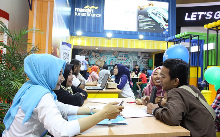 Penjualan mobil diprediksi meningkat seiiring permintaan jelang Hari Raya Idul Fitri (foto: ist) 