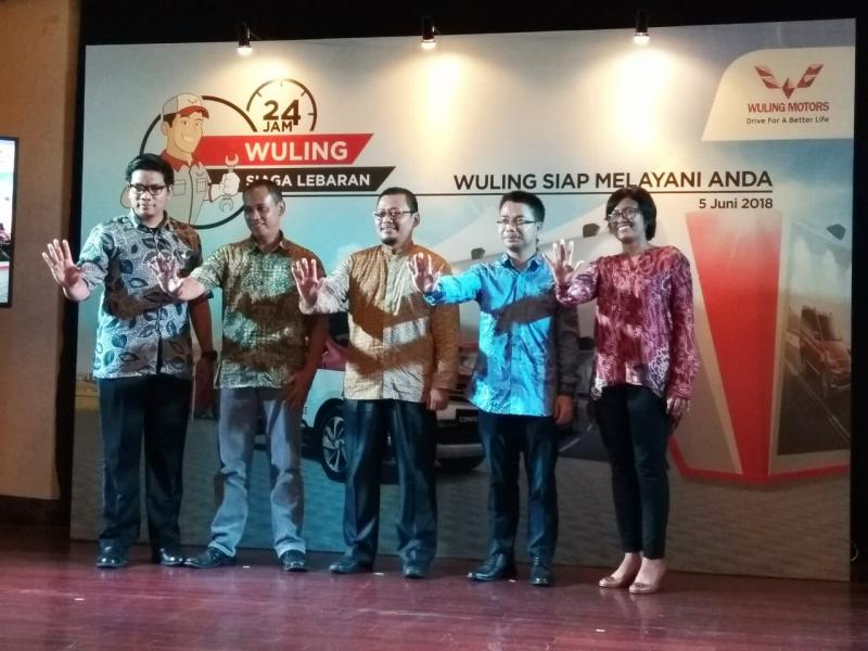 Manajemen Wuling Motors Indonesia memastikan layanan maksimal selama libur lebaran. (foto: anto) 