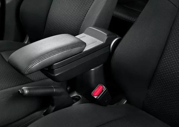 Fitur kabin Honda BR-V semakin komplit dengan tambahan arm-rest. (foto: Honda) 