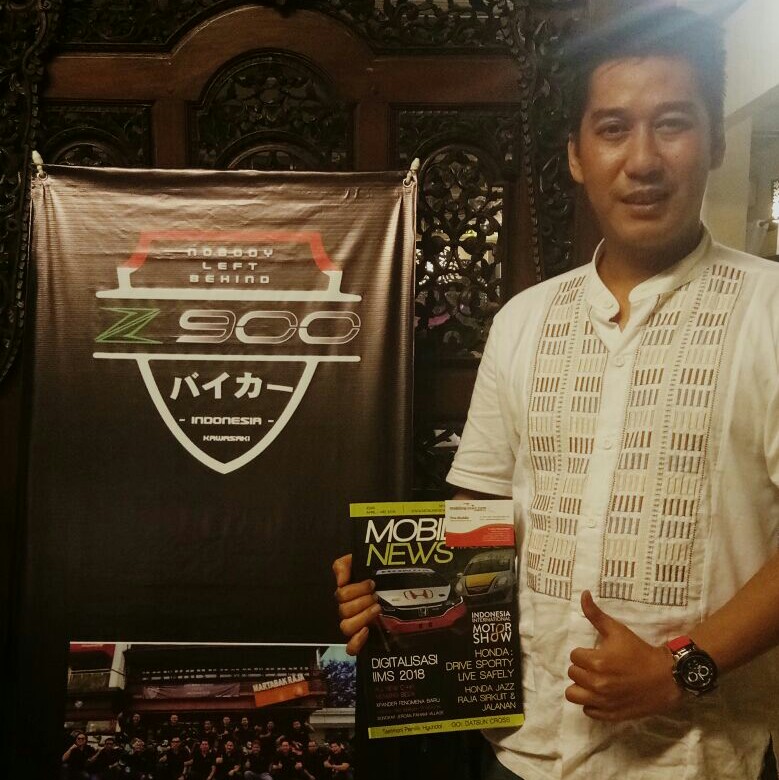 Ari Mochtar, merencanakan turing ke Bali untuk merayakan ultah ke-1 komunitas Z900 baikaa Indonesia. (foto : fira)