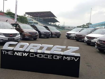 Andalkan dua model MPV,  Wuling Motors masuk sepuluh besar penjualan wholesales nasional. (foto: budsan) 