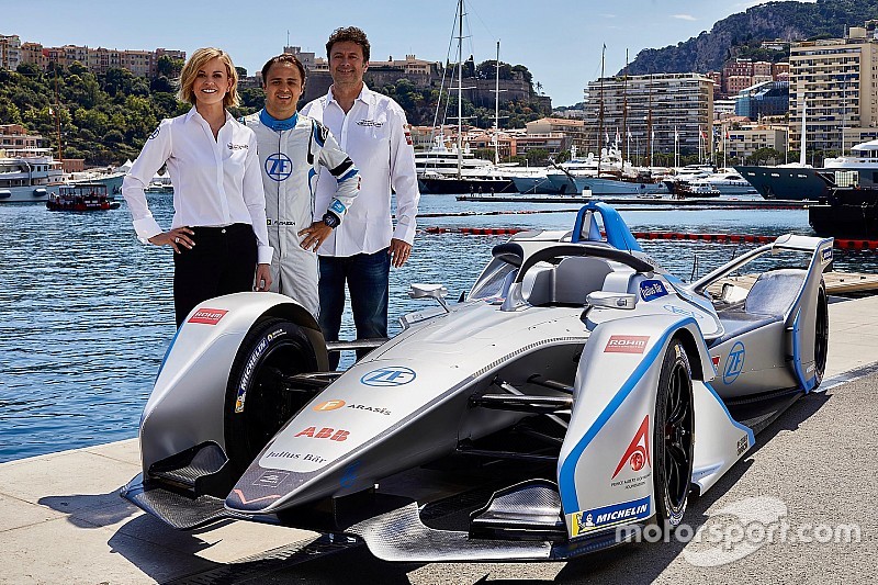 Susie Wolff (kiri) bersama pembalap Venturi, Felipe Massa (foto: motorsport)
