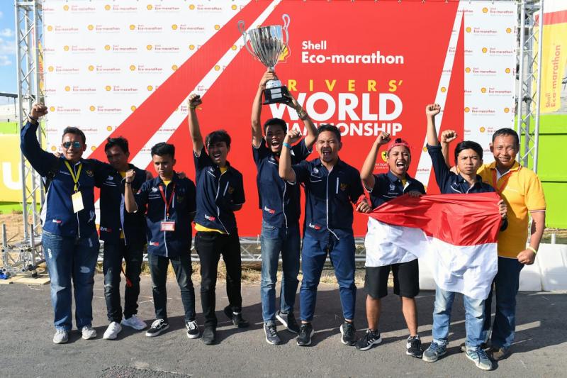 Tim Mahasiswa Indonesia Juarai Shell Eco-marathon di Inggris 
