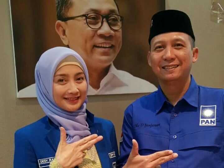Oke Junjunan bersama Dessy Ratnasari saat pembekalan Bacaleg di kantor DPP PAN Jakarta. (foto : ist)