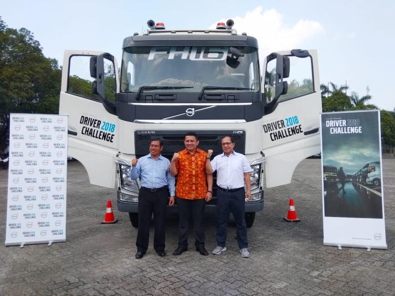 Volvo Trucks Indonesia Drivers Challenge 2018 cari pengemudi truk terbaik. (foto:anto) 