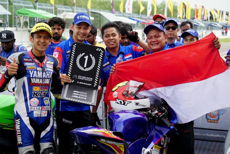 Rapid Topan buktikan sebagai salah satu pembalap terbaik Indonesia. (foto : ist)