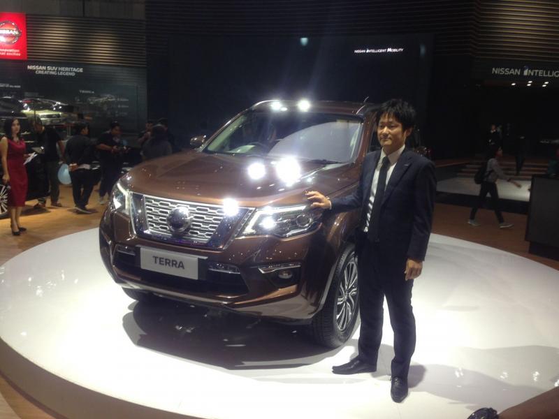 Masayuki Ohsugi bersama New Nissan Terra di GIIAS 2018