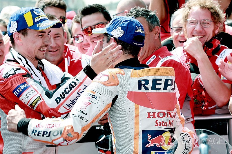 Lorenzo menangi duel sengit melawan Marquez di MotoGP Austria (ist)