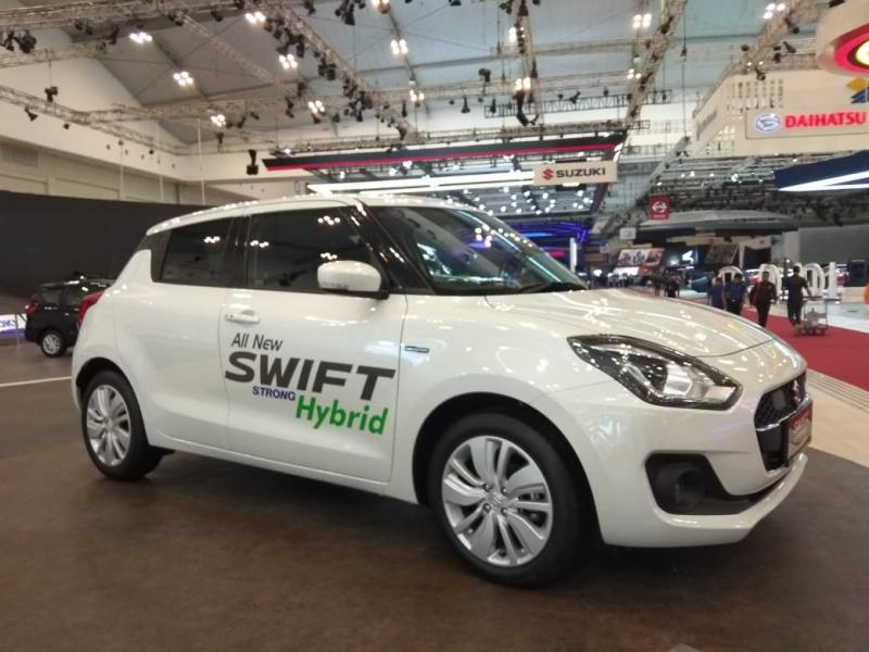 Suzuki Swift Strong Hybrid diperkenalkan di GIIAS 2018, siap dijual? 