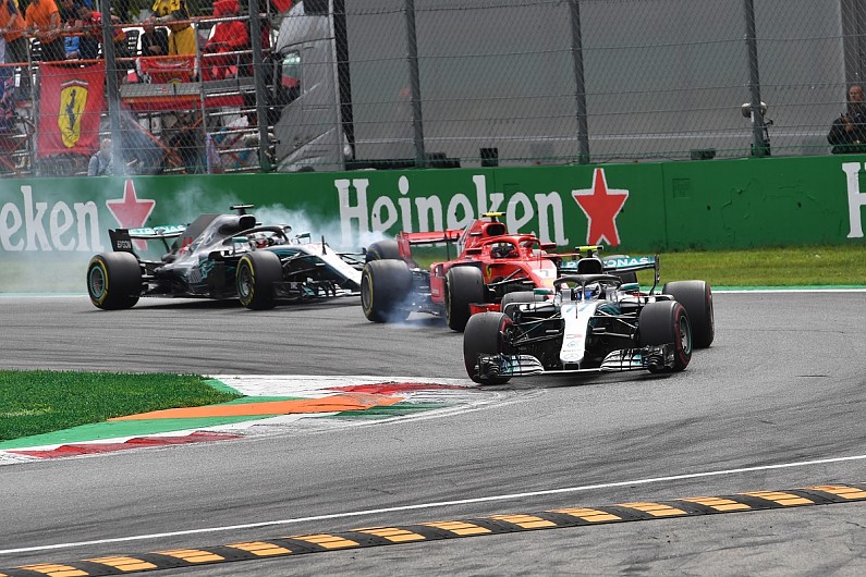 Hamilton kembali melebarkan jarak di tabel klasemen usai race GP Italia